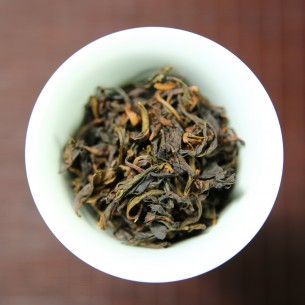 轻火大红袍